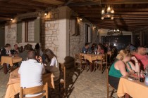 Diahroniko Traditional Taverna in Skoulikado Zakynthos